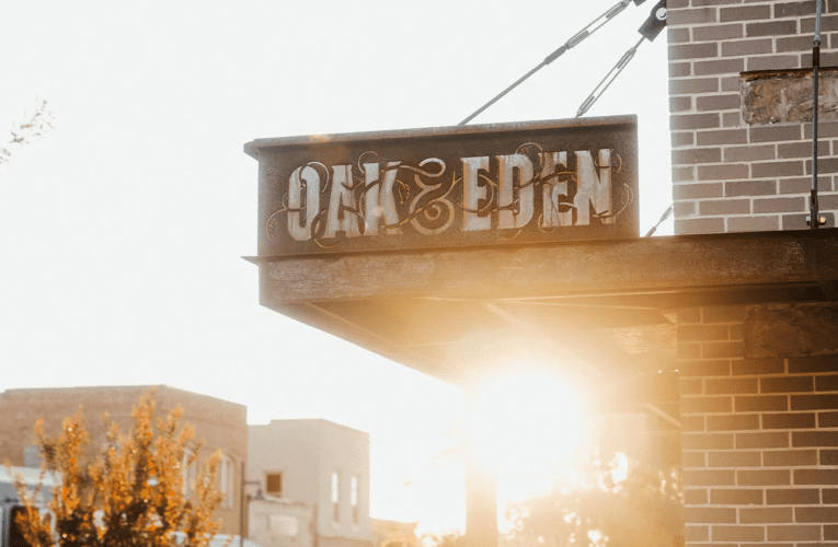 Melbourne: Best American Made Whiskey – Oak and Eden.